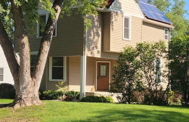 Beautiful Remodeled 1+ Bedroom photos photos