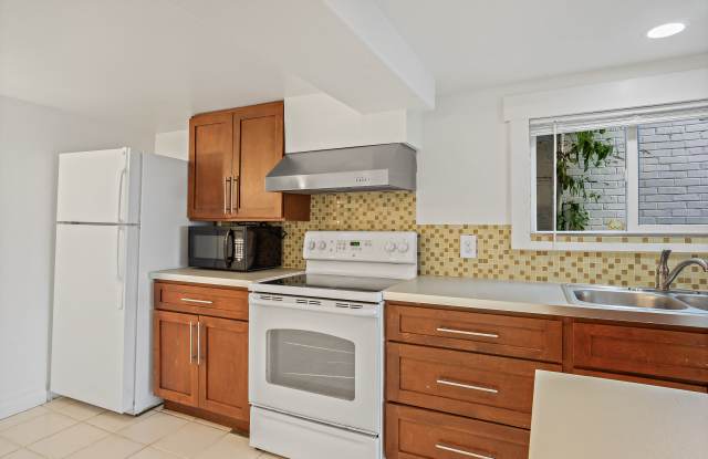 2136 Alki Avenue Southwest#102 photos photos