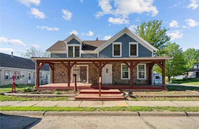 400 Prairie Street photos photos