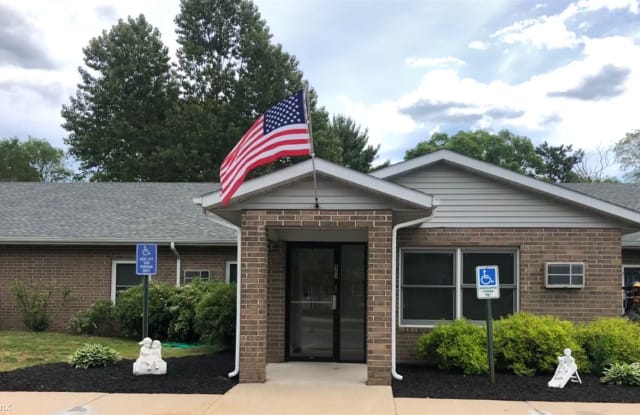 Countryside Apartments - 663 South Waupaca Street, Wautoma, WI 54982