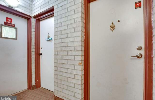 7741 DONNYBROOK Court unit: 3 Gallery 2