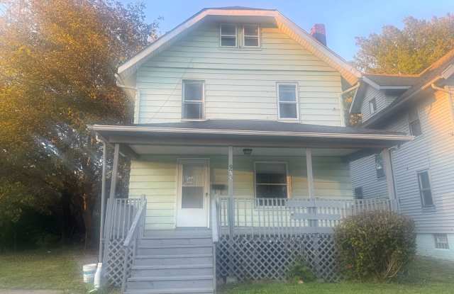 Three Bedroom/ One Bath Rental Home Gallery 1