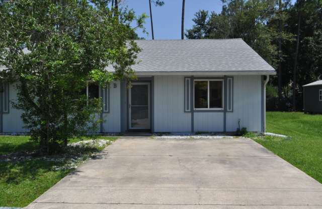 Pine Lakes 3 bedroom duplex side B - 14 Wellhaven Lane, Palm Coast, FL 32164