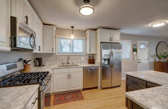 4609 Waukesha St, Madison, WI 53705 photos photos