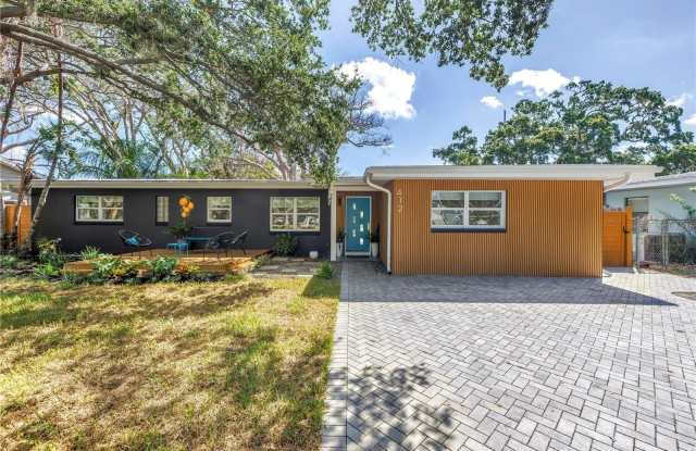 412 MIRA VISTA DRIVE photos photos