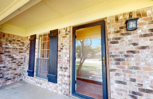 1610 Solway Drive Gallery 2