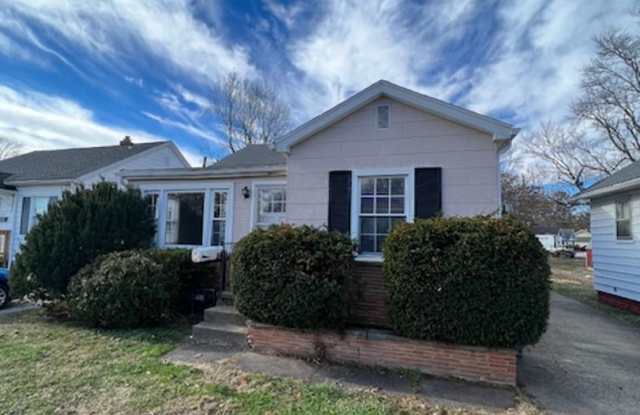 900 Hercules Avenue, Evansville, Indiana 47711 photos photos