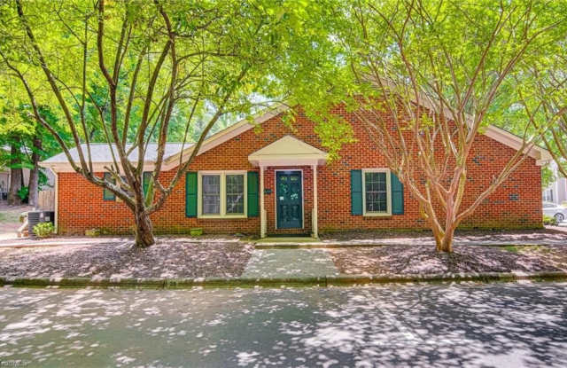 4639 Lawndale Drive Gallery 2