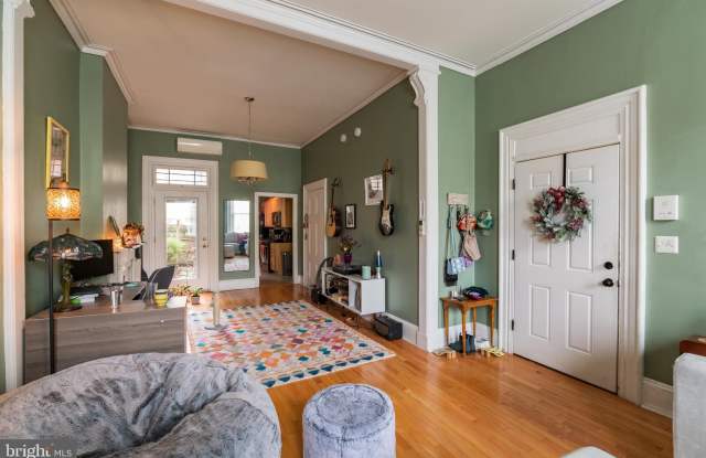 739 N 17TH STREET - 739 North 17th Street, Philadelphia, PA 19130