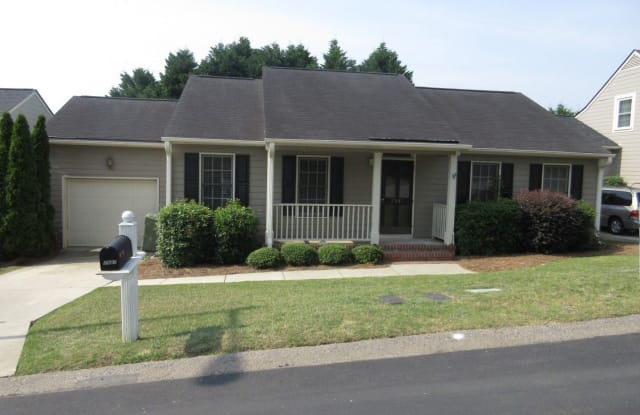 2937 Amelia Dr - 2937 Amelia Drive, Fayetteville, NC 28304
