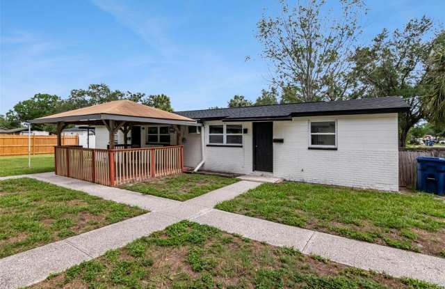 6713 S KISSIMMEE Street Gallery 3