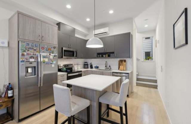 3104 SW Avalon Way #E Gallery 3
