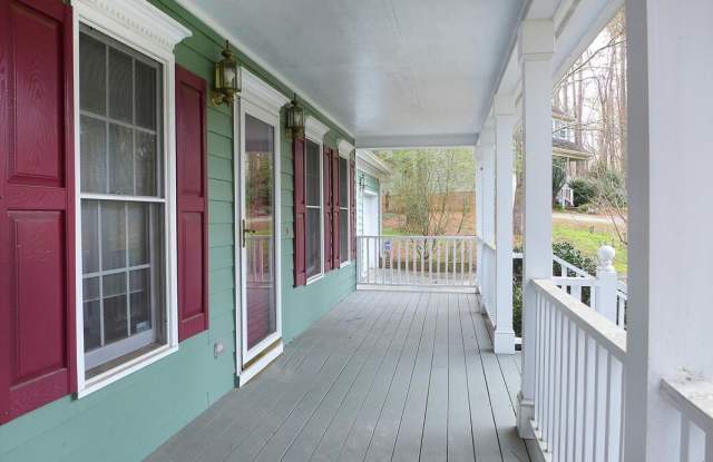 117 Charlesberry Lane Gallery 3