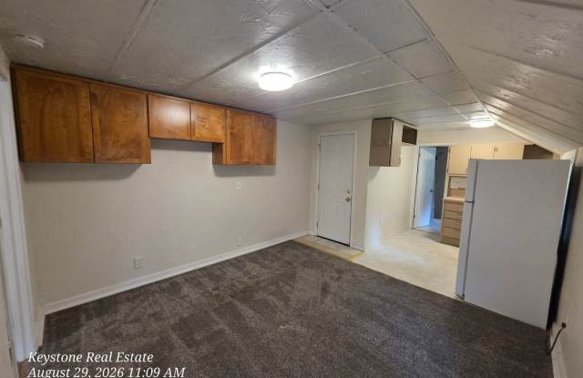 09505 Gallery 3