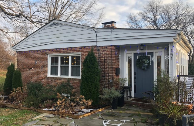 151 S PERSHING DRIVE - 151 South Pershing Drive, Arlington, VA 22204