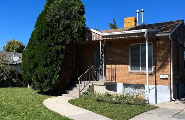 Cute 2 bedroom Duplex For Rent!! photos photos