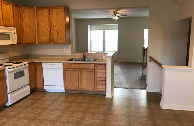 9424 CHESSIE LN #7 Gallery 3