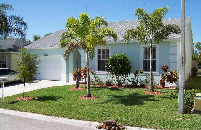 FAIRWAY ISLES photos photos