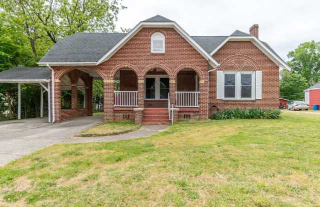 607 Bethpage Road - 607 Bethpage Road, Kannapolis, NC 28081