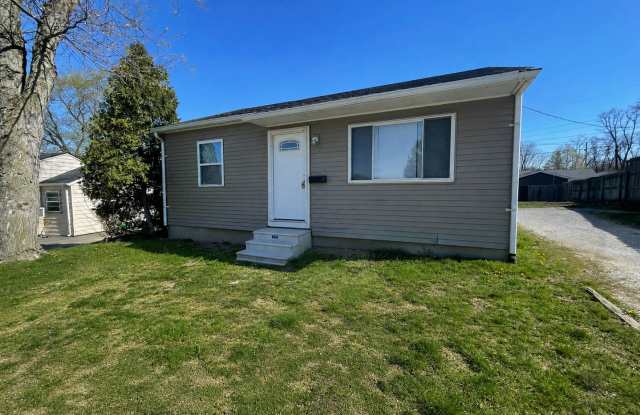 2 Bedroom With a Finished Basement and Detached Garage photos photos 2 Bedroom With a Finished Basement and Detached Garage photos photos