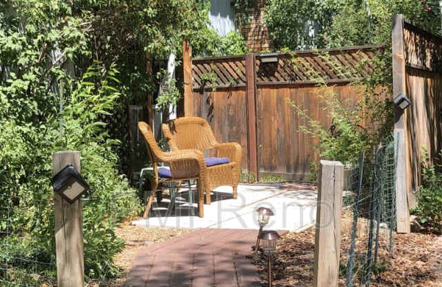 80 Brownstone Dr - 80 Brownstone Drive, Reno, NV 89512