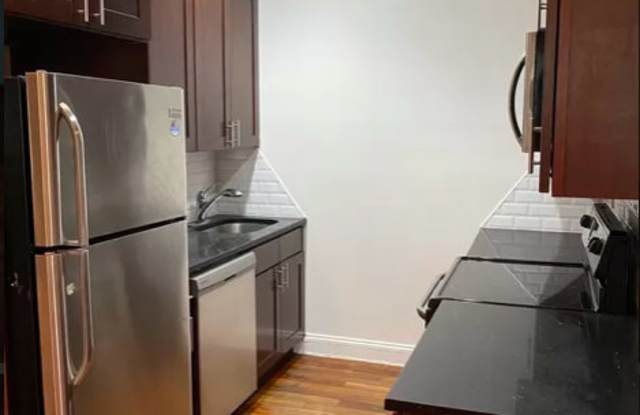 296 willis avenue - 2 Gallery 4