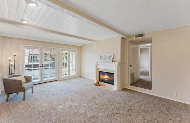 21372 Brookhurst St photos photos