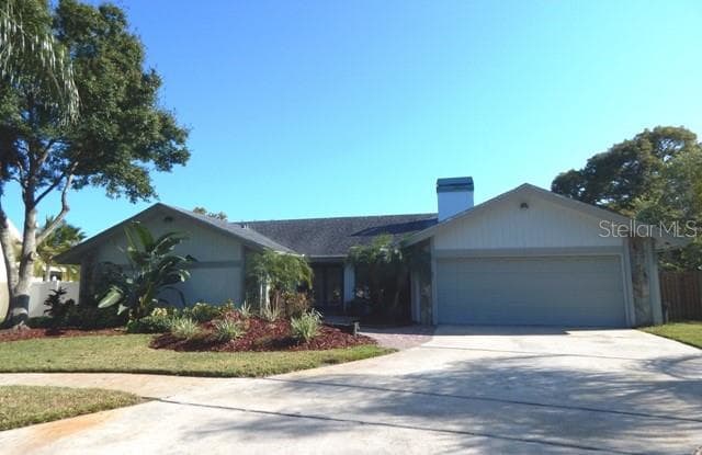 4115 CROSSWATER DRIVE - 4115 Crosswater Drive, Town 'n' Country, FL 33615