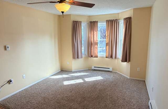 DOG FRIENDLY, 2 BEDROOM, 2 BATHROOM SUN VALLEY TOWNHOME Gallery 4