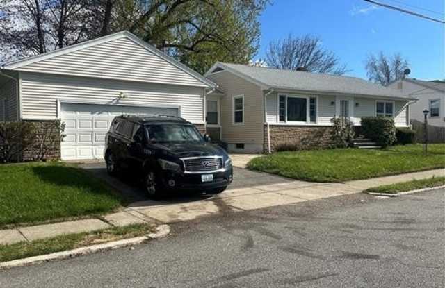 151 Chestnut Hill Avenue photos photos
