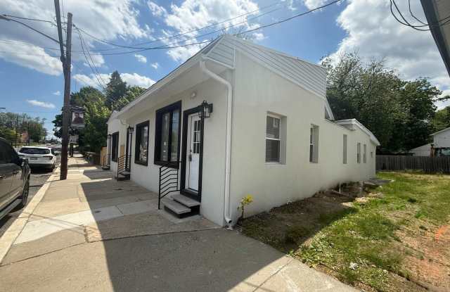 212 S BLACK HORSE Pike Gallery 2