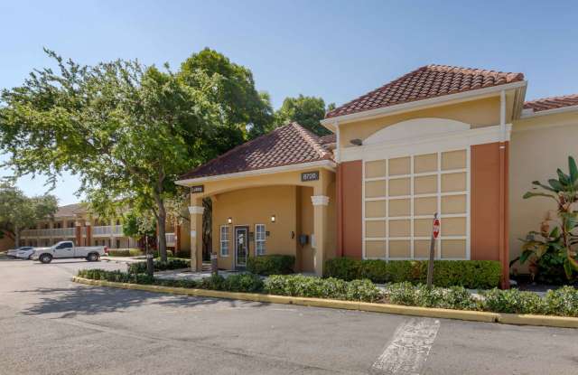 Miami - Airport - Doral Gallery 2
