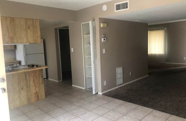 4329 W Solano Dr Gallery 2