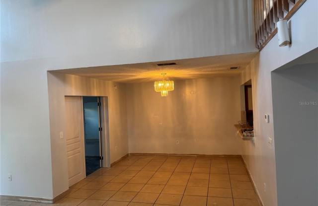 1212 INDIAN BLUFF Drive Gallery 3