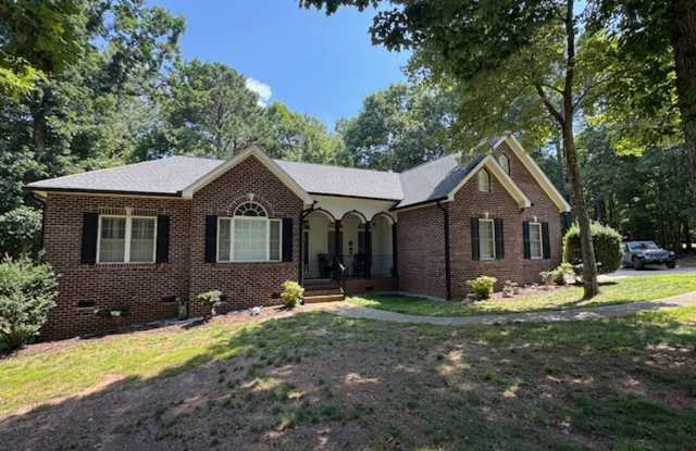 Charming 3-Bedroom Retreat in Wake Forest photos photos