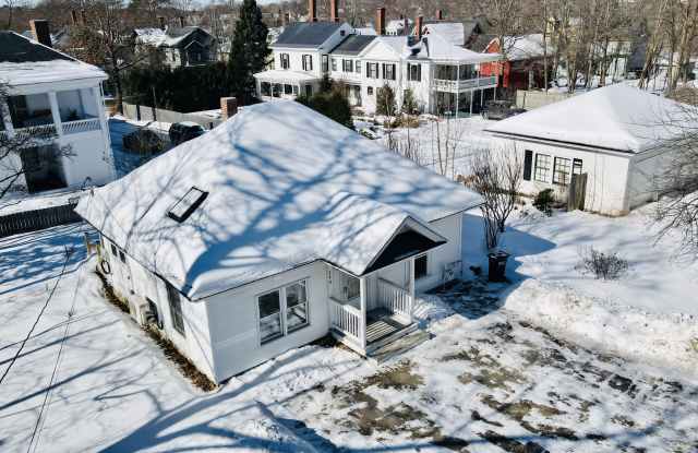 240 Pine Street - 240 Pine Street, Bangor, ME 04401