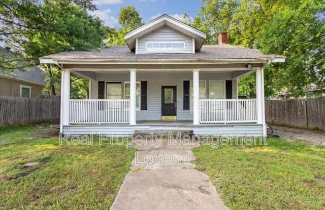 1010 E Cherry St. - 1010 East Cherry Street, Sherman, TX 75090