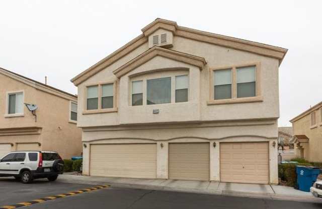 Adorable South East Townhome! photos photos