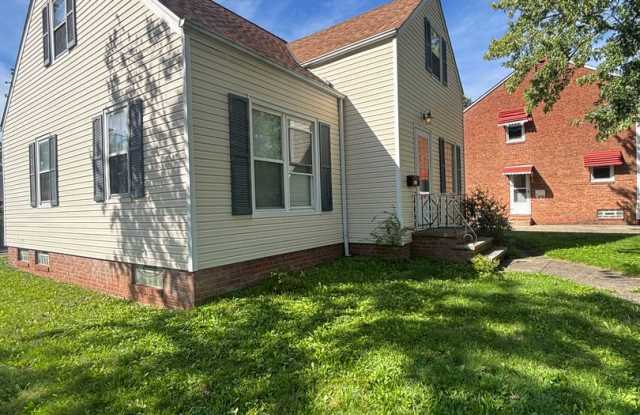 1276 Oakland Dr Gallery 2