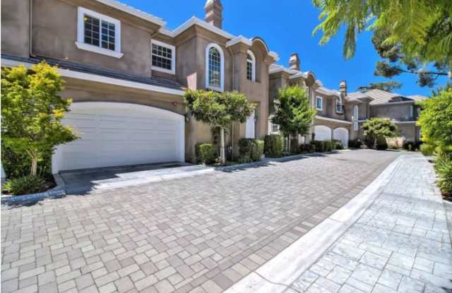 Silicon Valley (Campbell) 3x2.5 two-story townhome photos photos