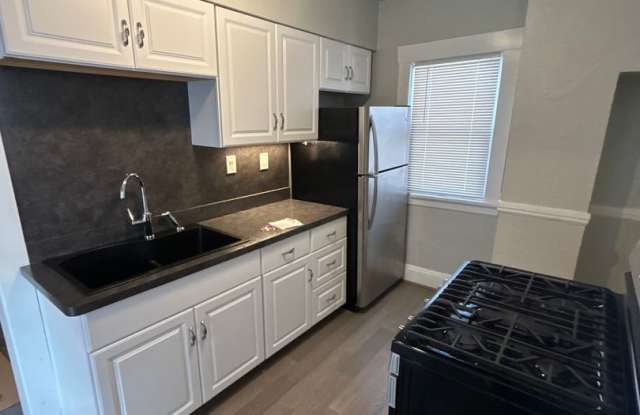 647 Eddy Rd photos photos