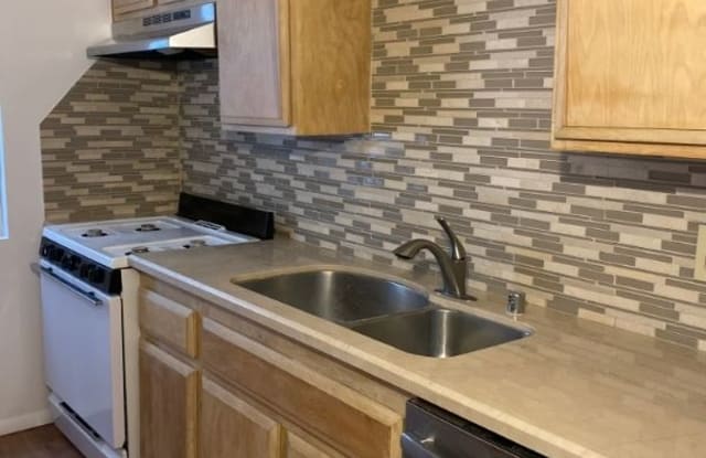537 N Flores St - 537 North Flores Street, West Hollywood, CA 90048