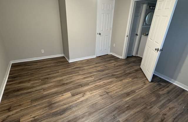 22211 Ga-46 photos photos