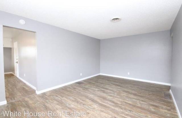 7733 Loucreta Dr Gallery 4