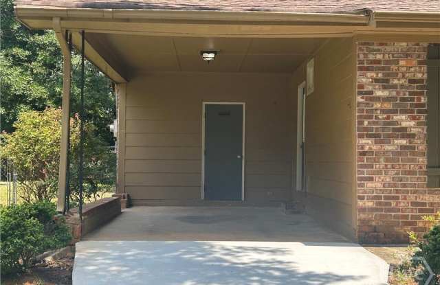 1020 Tuxedo Lane Gallery 3