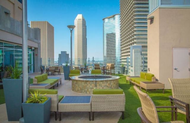 1635 Main St - 1635 Main Street, Houston, TX 77002
