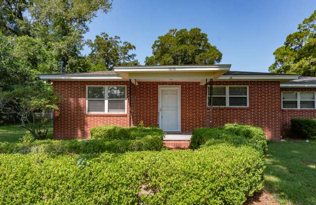 1818 Dawsey Street photos photos