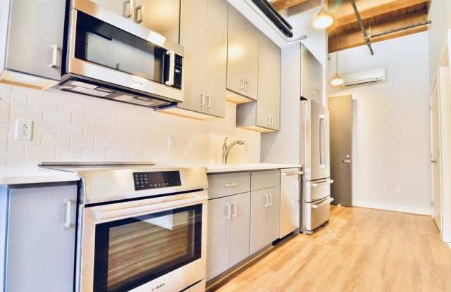 63 Melcher St 201 Gallery 3
