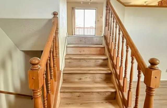 1915 E Alturas Cir Gallery 2
