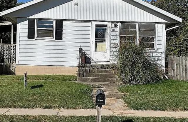 203 N 4th St - 203 North 4th Street, Dunlap, IL 61525